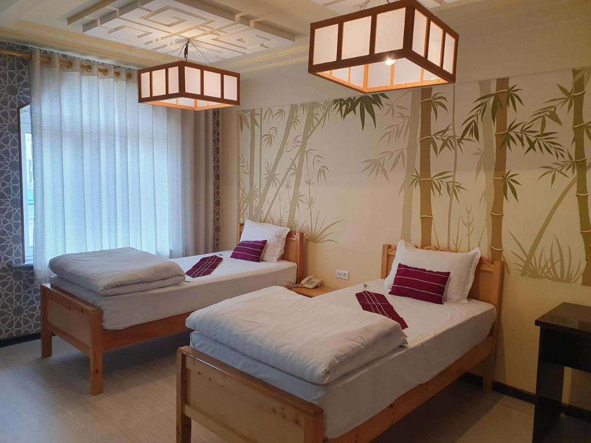 Qamar Hotel بخارى المظهر الخارجي الصورة