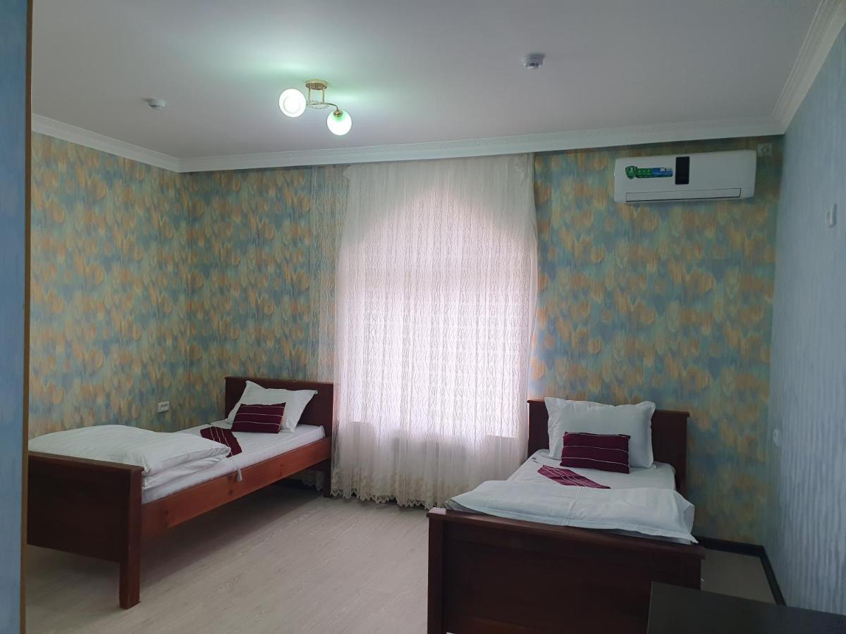 Qamar Hotel بخارى المظهر الخارجي الصورة