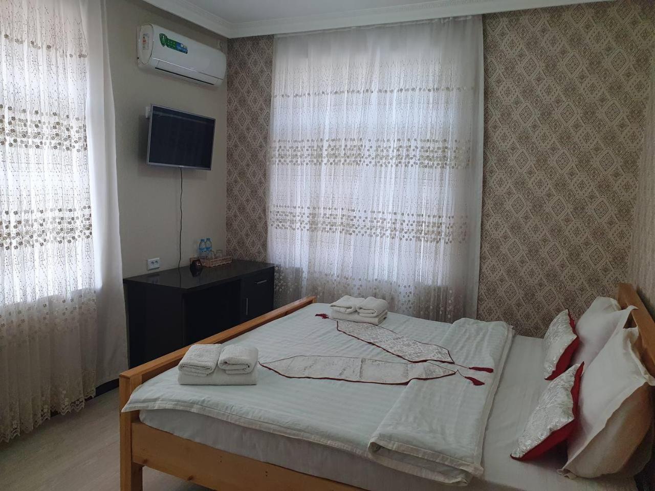 Qamar Hotel بخارى المظهر الخارجي الصورة