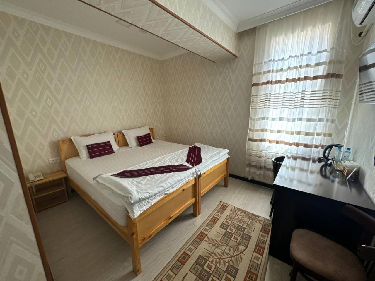 Qamar Hotel بخارى المظهر الخارجي الصورة